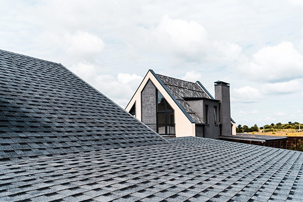 A Guide To Roof Shingle Types And Their Benefits